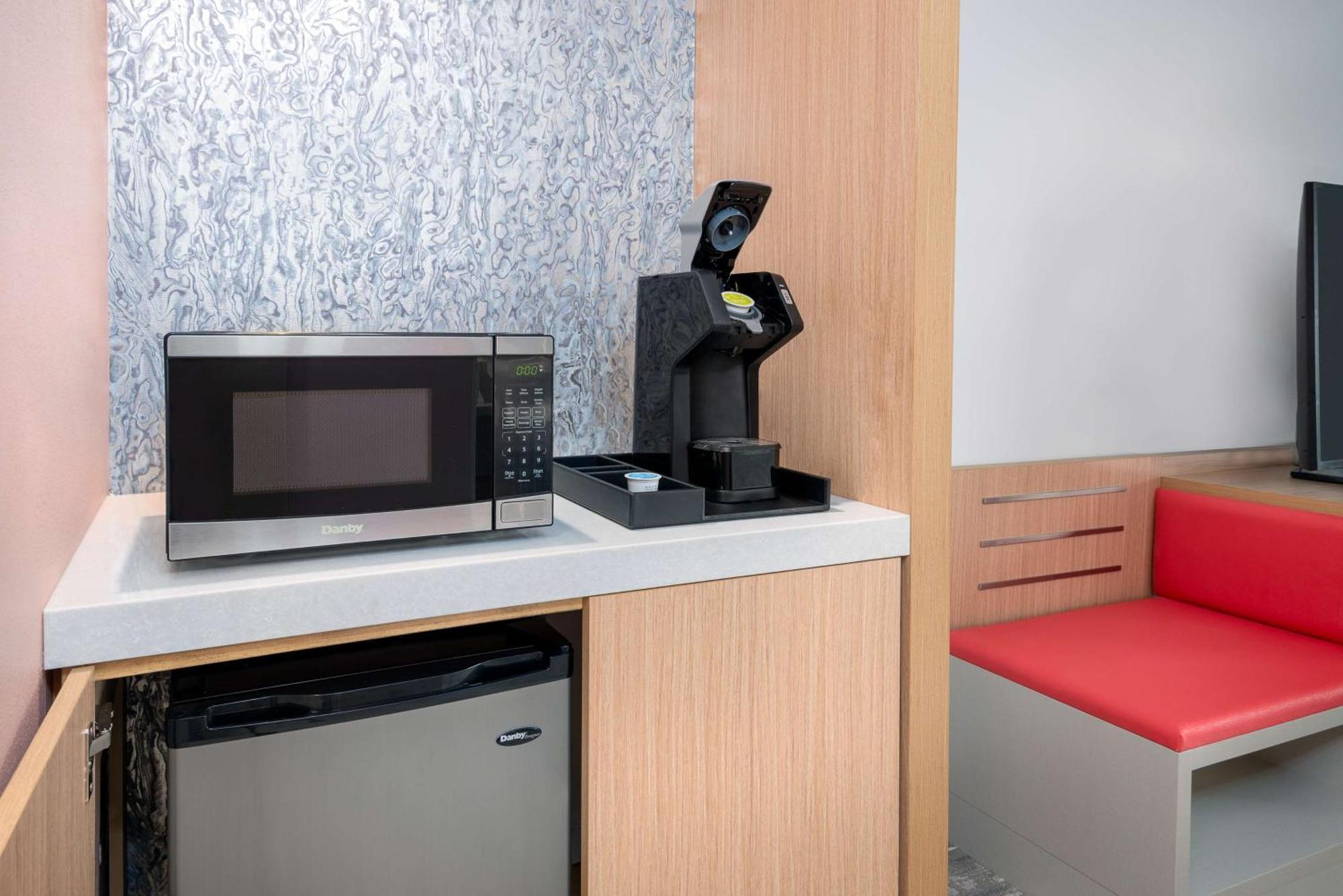 Hilton Garden Inn Panama City Airport, Fl Exteriör bild